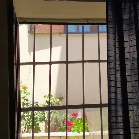 Maritsa Country בית נופש *